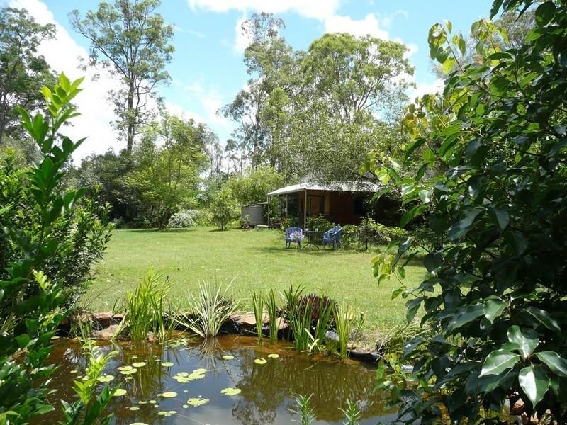 215 Bartleys Road, Spring Creek QLD 4343