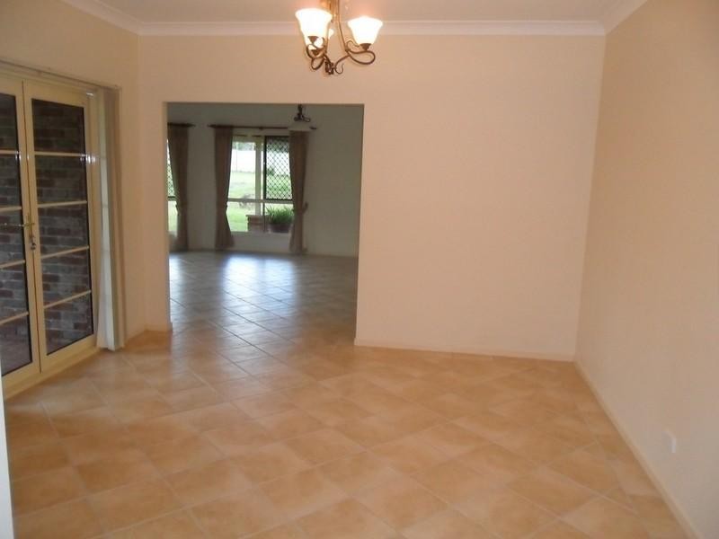 36 Limosa Road, Lowood QLD 4311