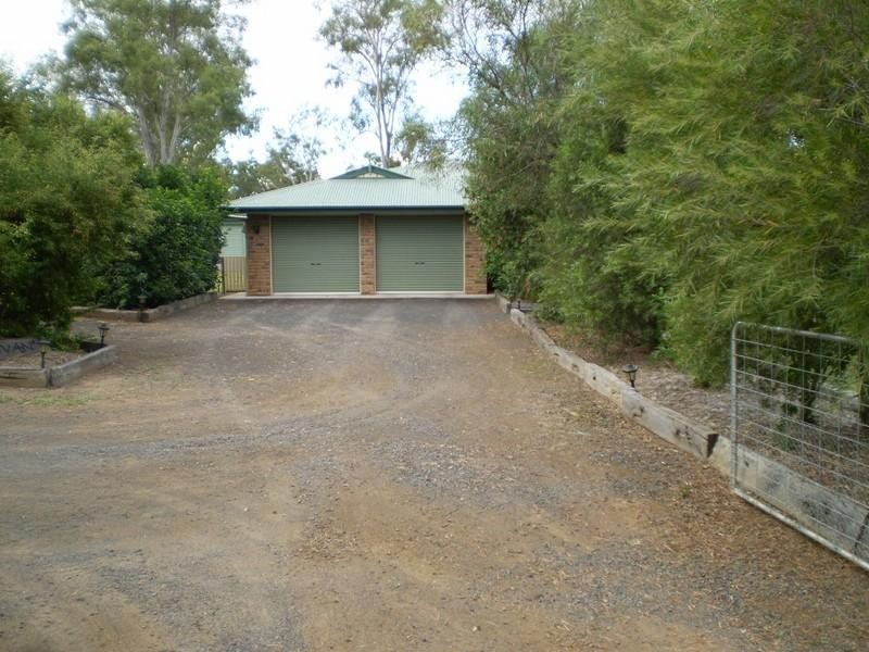 Lake Clarendon QLD 4343