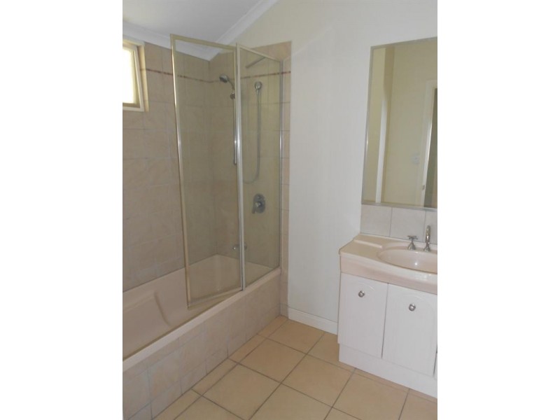 78 Earl Street, Greenslopes QLD 4120