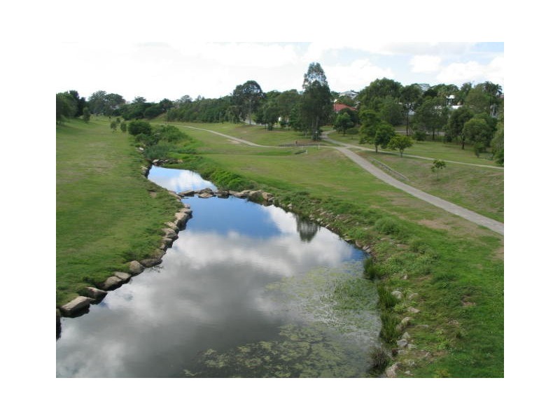 39 Shamrock Street, Gordon Park QLD 4031