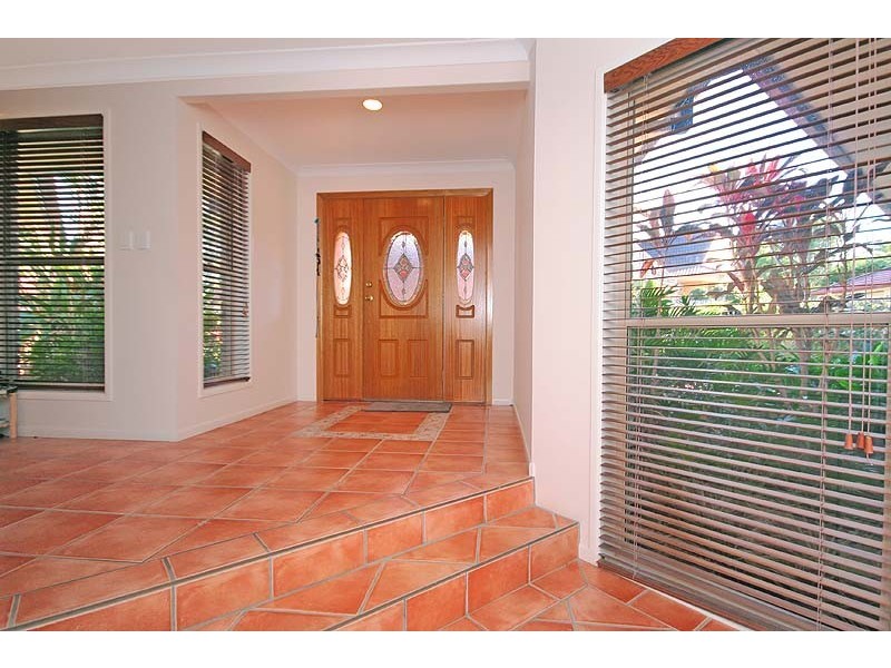 9 Jondel Close, Bridgeman Downs QLD 4035