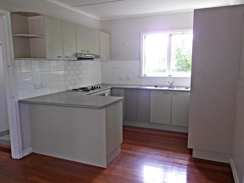 75 Eleventh Avenue, Kedron QLD 4031