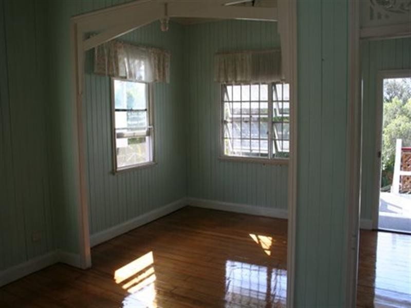 223 Days Road, Grange QLD 4051