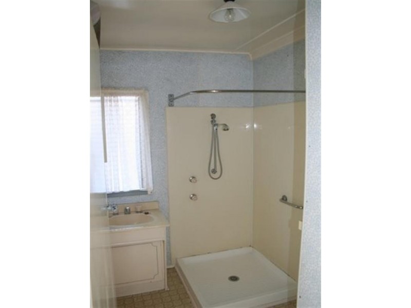 223 Days Road, Grange QLD 4051