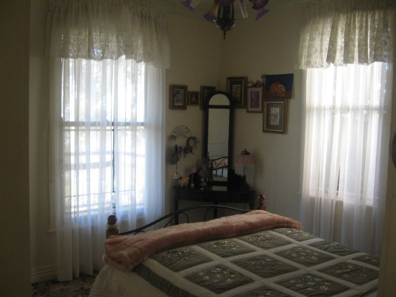 12 Mackay Street, Windsor QLD 4030