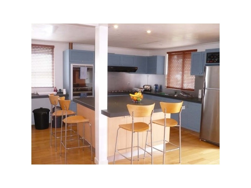 62 Stoneleigh Street, Albion QLD 4010