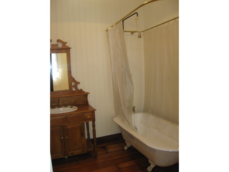 111 Dickson Street, Wooloowin QLD 4030