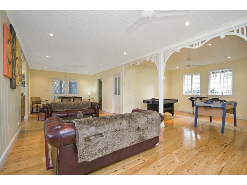 71 Eighth Avenue, Kedron QLD 4031