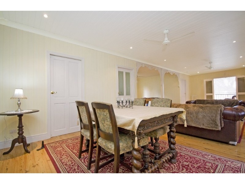 71 Eighth Avenue, Kedron QLD 4031