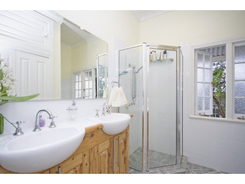 71 Eighth Avenue, Kedron QLD 4031