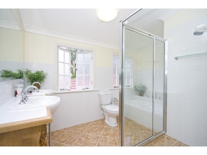 71 Eighth Avenue, Kedron QLD 4031