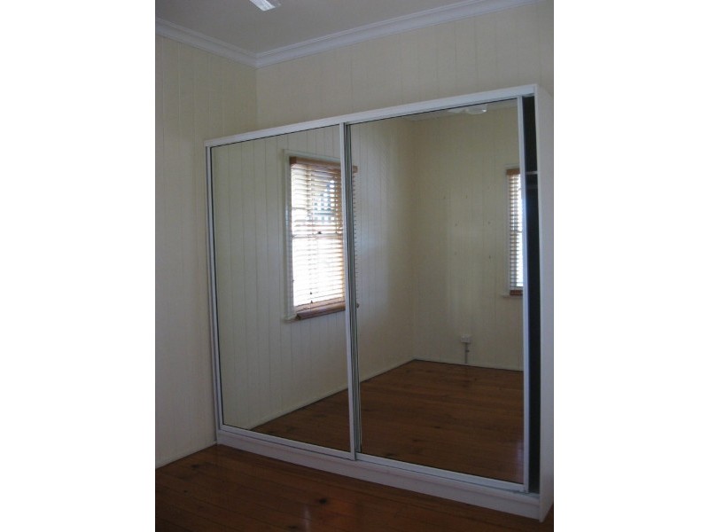 70 Swan Terrace, Windsor QLD 4030