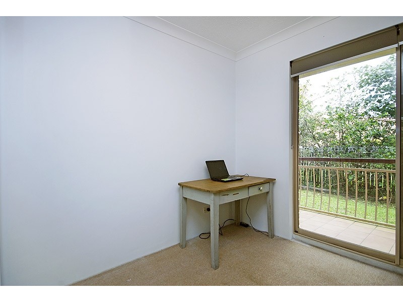 2/16 Suez Street, Gordon Park QLD 4031