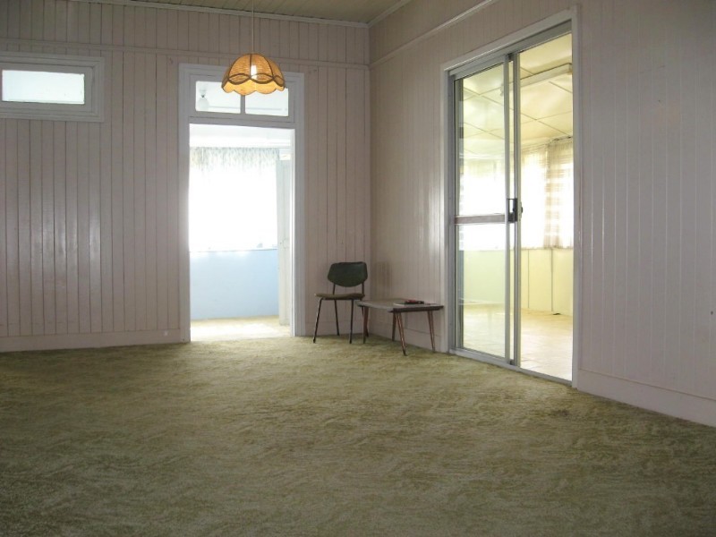 25 Eighth Avenue, Kedron QLD 4031