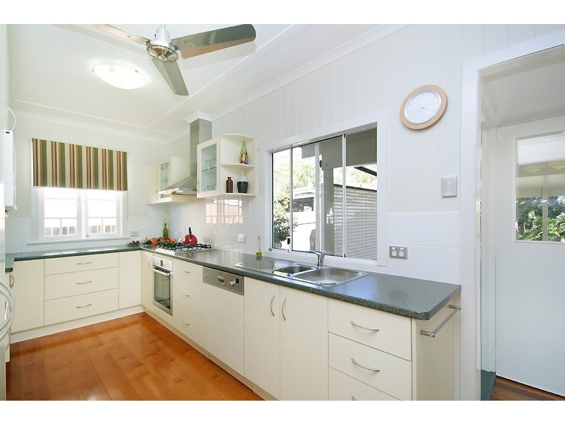 81 Hawdon Street, Wilston QLD 4051