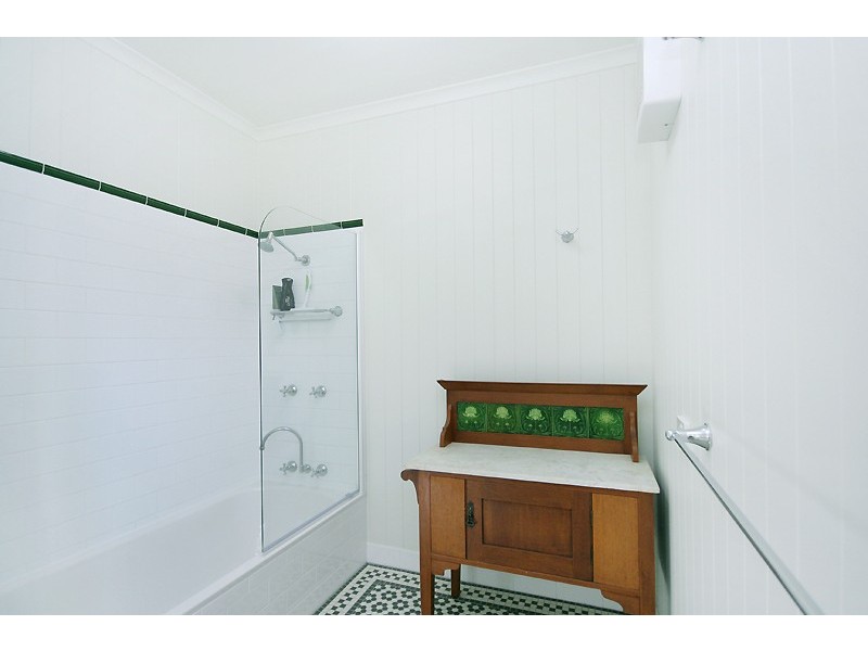 81 Hawdon Street, Wilston QLD 4051