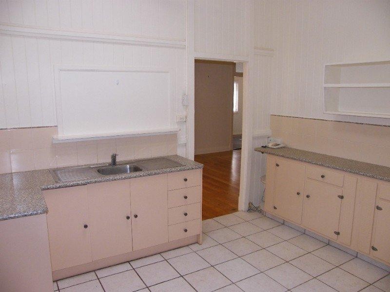 46 Groom Street, Gordon Park QLD 4031