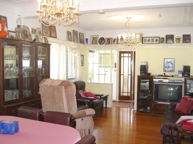 14 Gail Street, Kedron QLD 4031