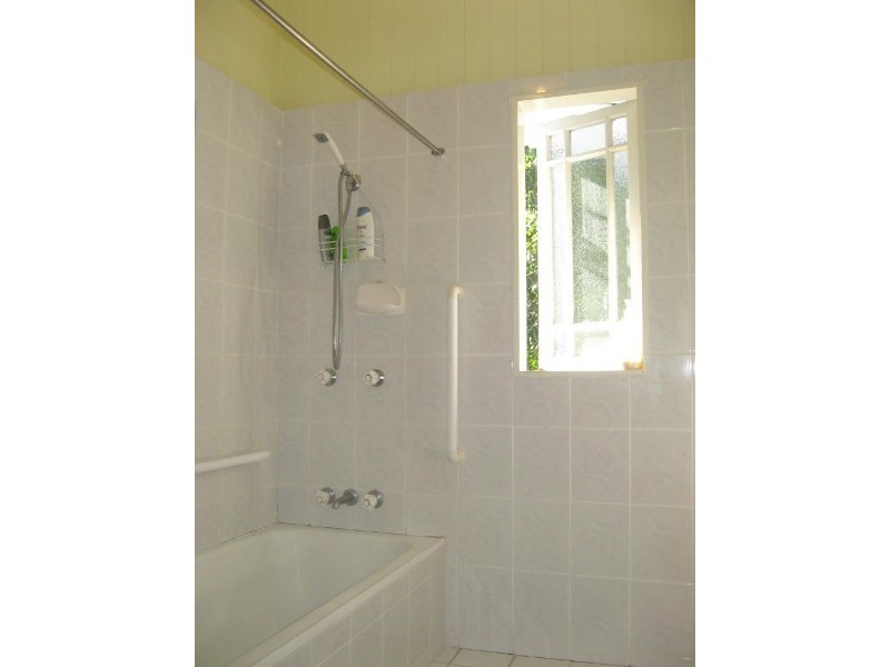 14 Gail Street, Kedron QLD 4031