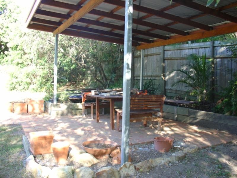 11 Gilbert Road, Windsor QLD 4030