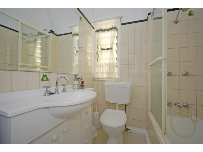 10 Sturt Street, Kedron QLD 4031