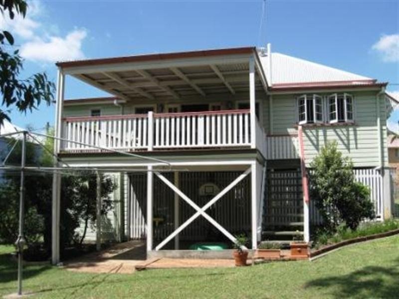 24 Annie Street, Windsor QLD 4030