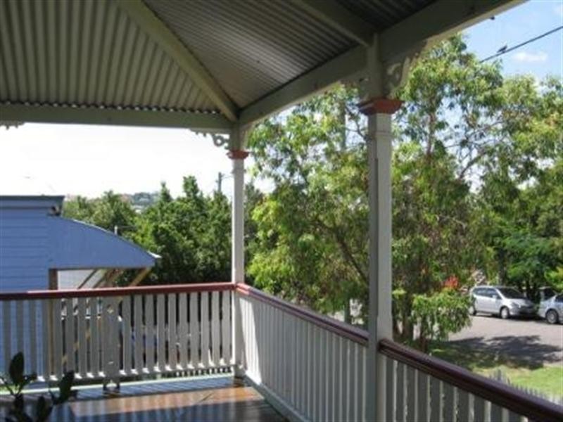 24 Annie Street, Windsor QLD 4030