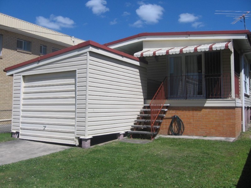 31 Shamrock Street, Gordon Park QLD 4031