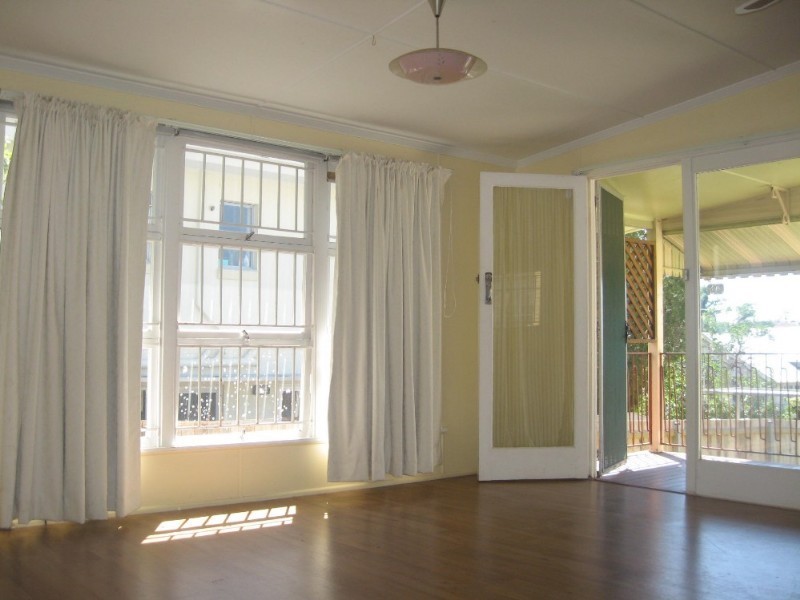 31 Shamrock Street, Gordon Park QLD 4031