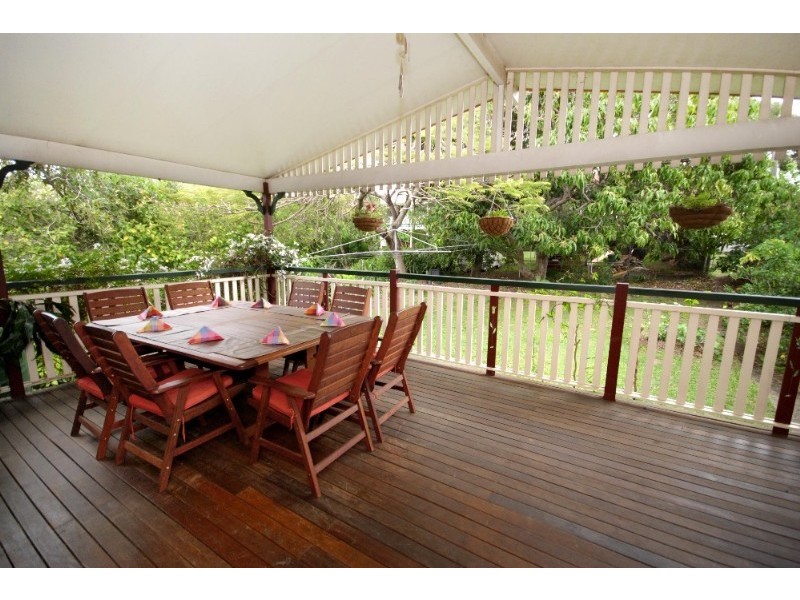 36 Glenfern Avenue, Kedron QLD 4031