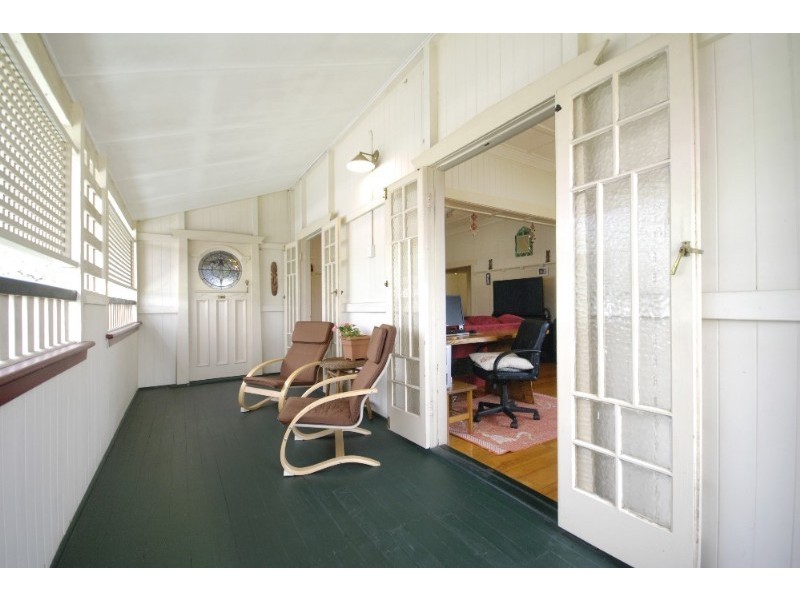 36 Glenfern Avenue, Kedron QLD 4031