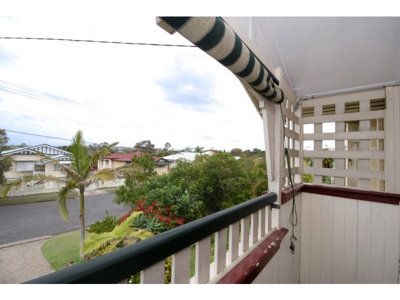 36 Glenfern Avenue, Kedron QLD 4031