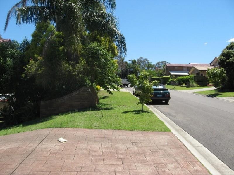 40 Sinatra Crescent, Mcdowall QLD 4053