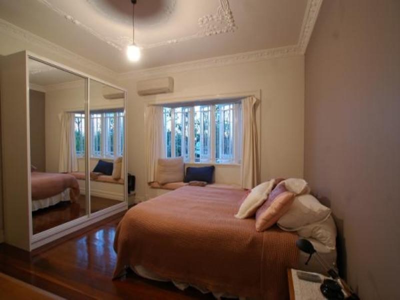 26 Gamelin Crescent, Stafford QLD 4053