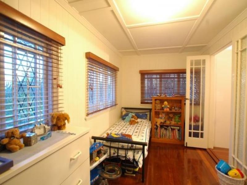 26 Gamelin Crescent, Stafford QLD 4053