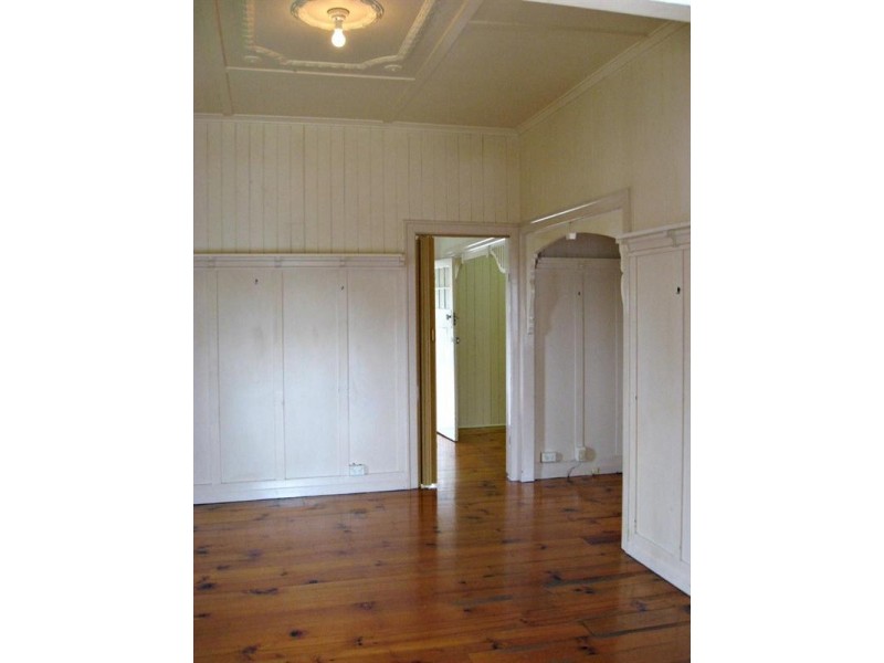 11 Broughton Road, Kedron QLD 4031