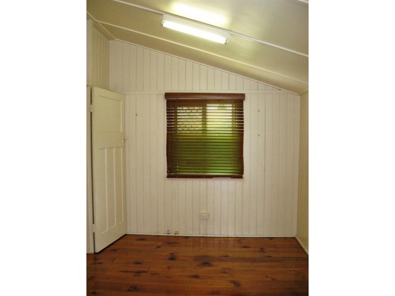 11 Broughton Road, Kedron QLD 4031