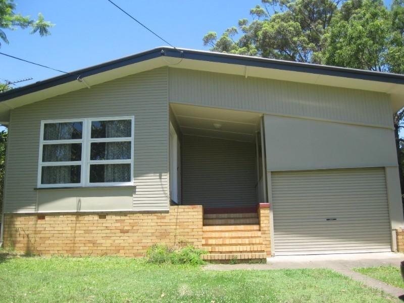 43 Pangeza Street, Stafford Heights QLD 4053