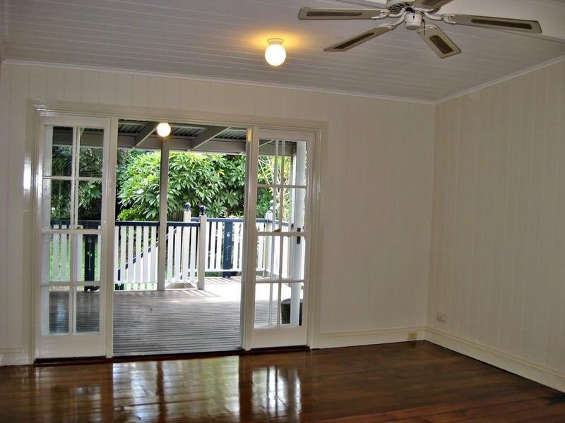 45 Nicholas Street, Windsor QLD 4030