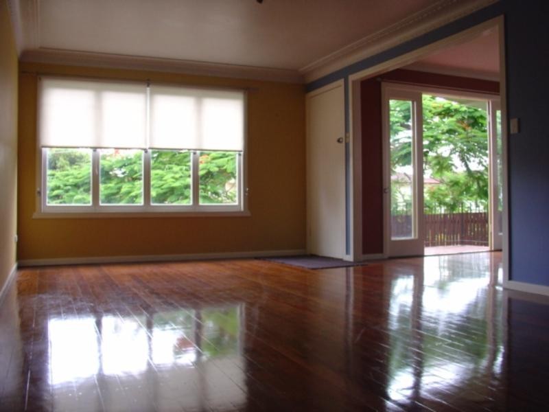 15 Caronga Street, Wavell Heights QLD 4012