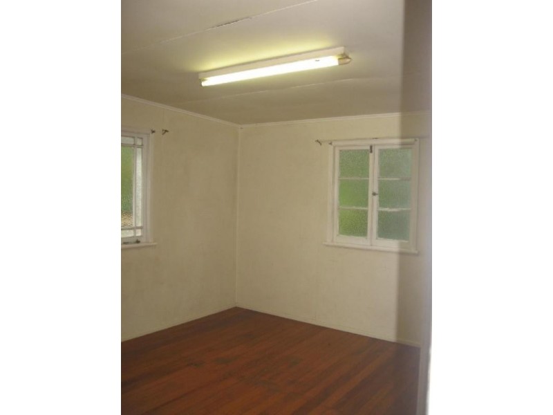 20 Thorne Street, Windsor QLD 4030