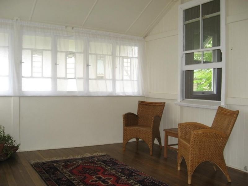 33 Fifth Avenue, Kedron QLD 4031