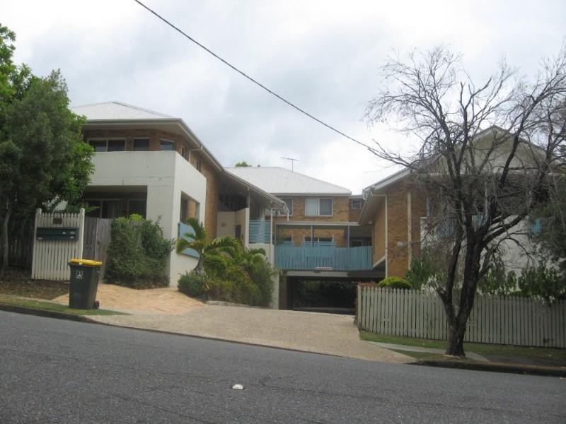 8/41 Erneton Street, Newmarket QLD 4051