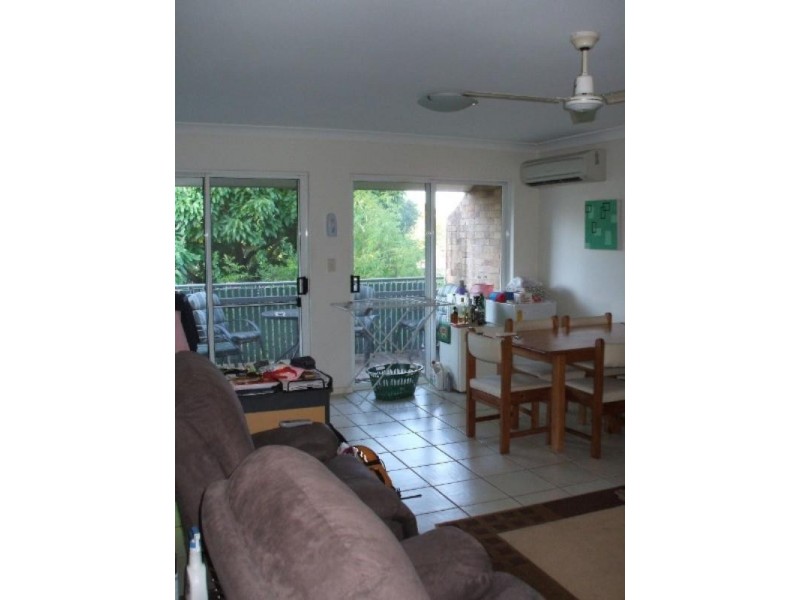 8/41 Erneton Street, Newmarket QLD 4051