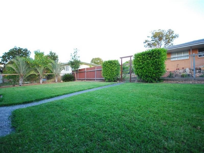 6 Coleridge Street, Stafford Heights QLD 4053