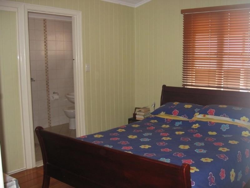 75 Groom Street, Gordon Park QLD 4031