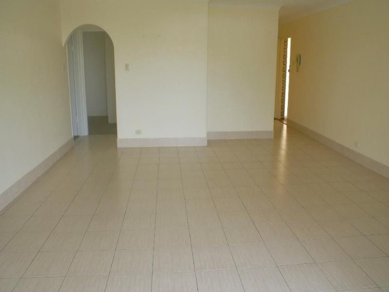 8/36 Scott Road, Herston QLD 4006