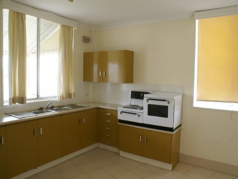 8/36 Scott Road, Herston QLD 4006