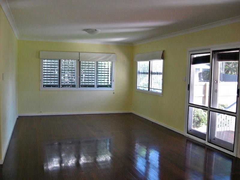 60 Twelfth Avenue, Kedron QLD 4031